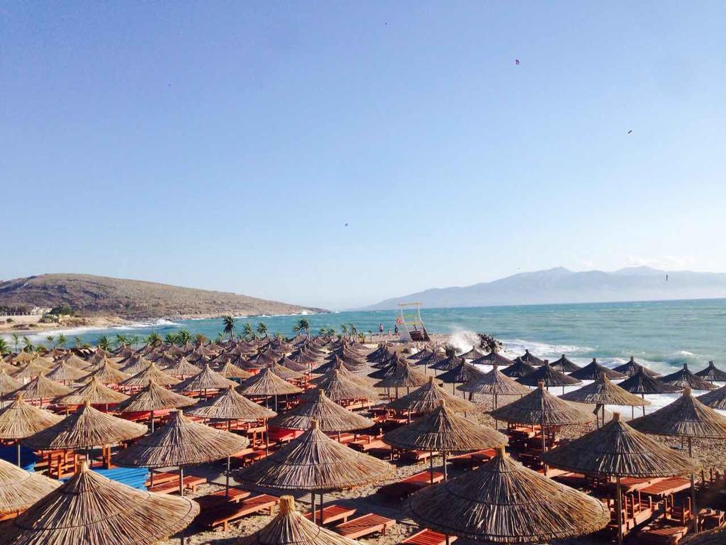 Apartments On The Beach Saranda Kültér fotó