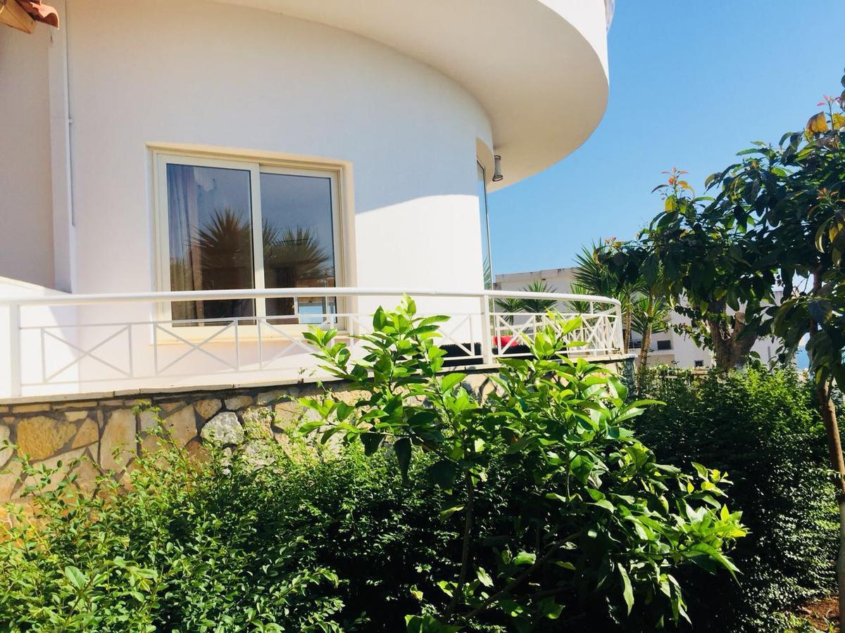 Apartments On The Beach Saranda Kültér fotó