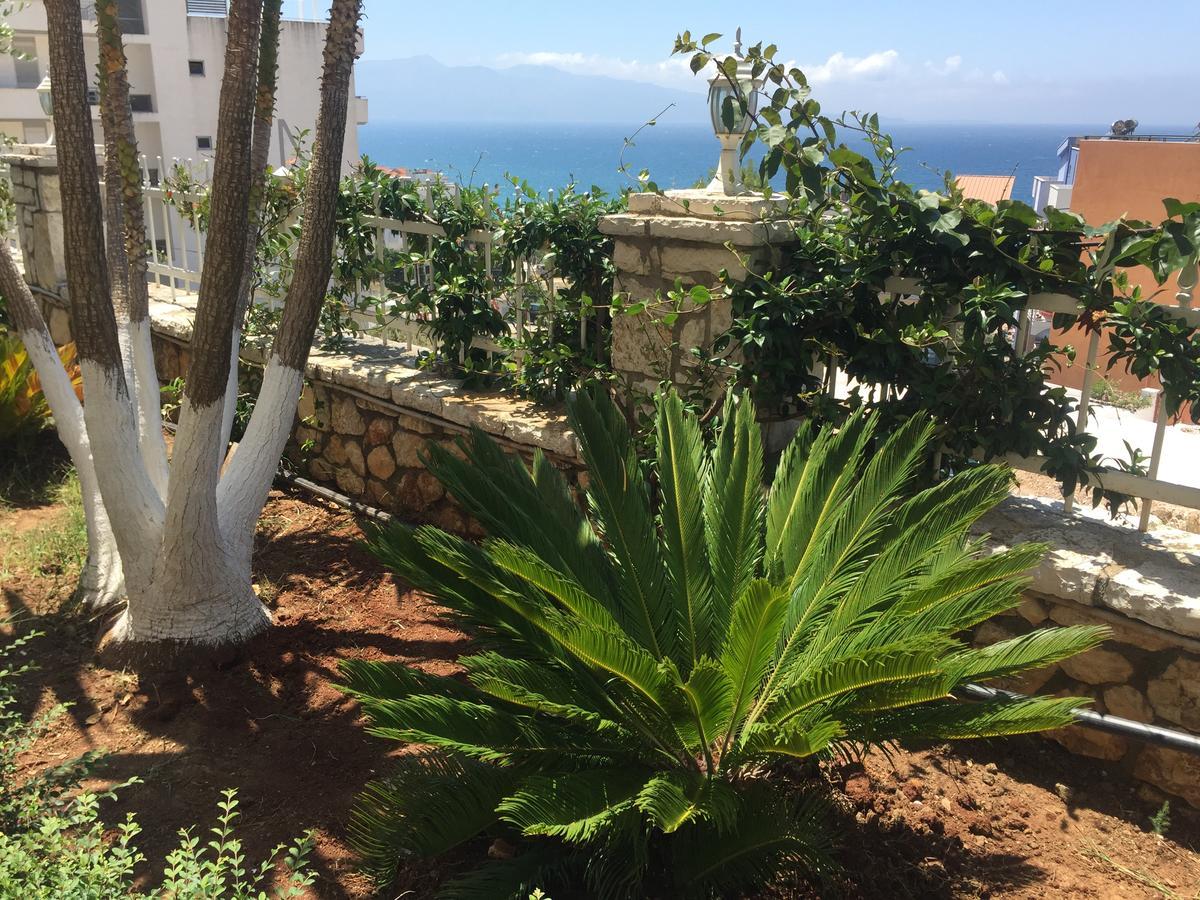 Apartments On The Beach Saranda Kültér fotó